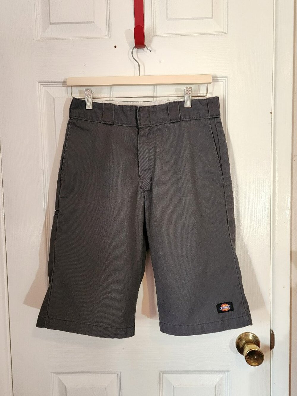 Dickies Men's Dark Grey Relaxed Fit Workwear Chino Shorts 30x12.5"